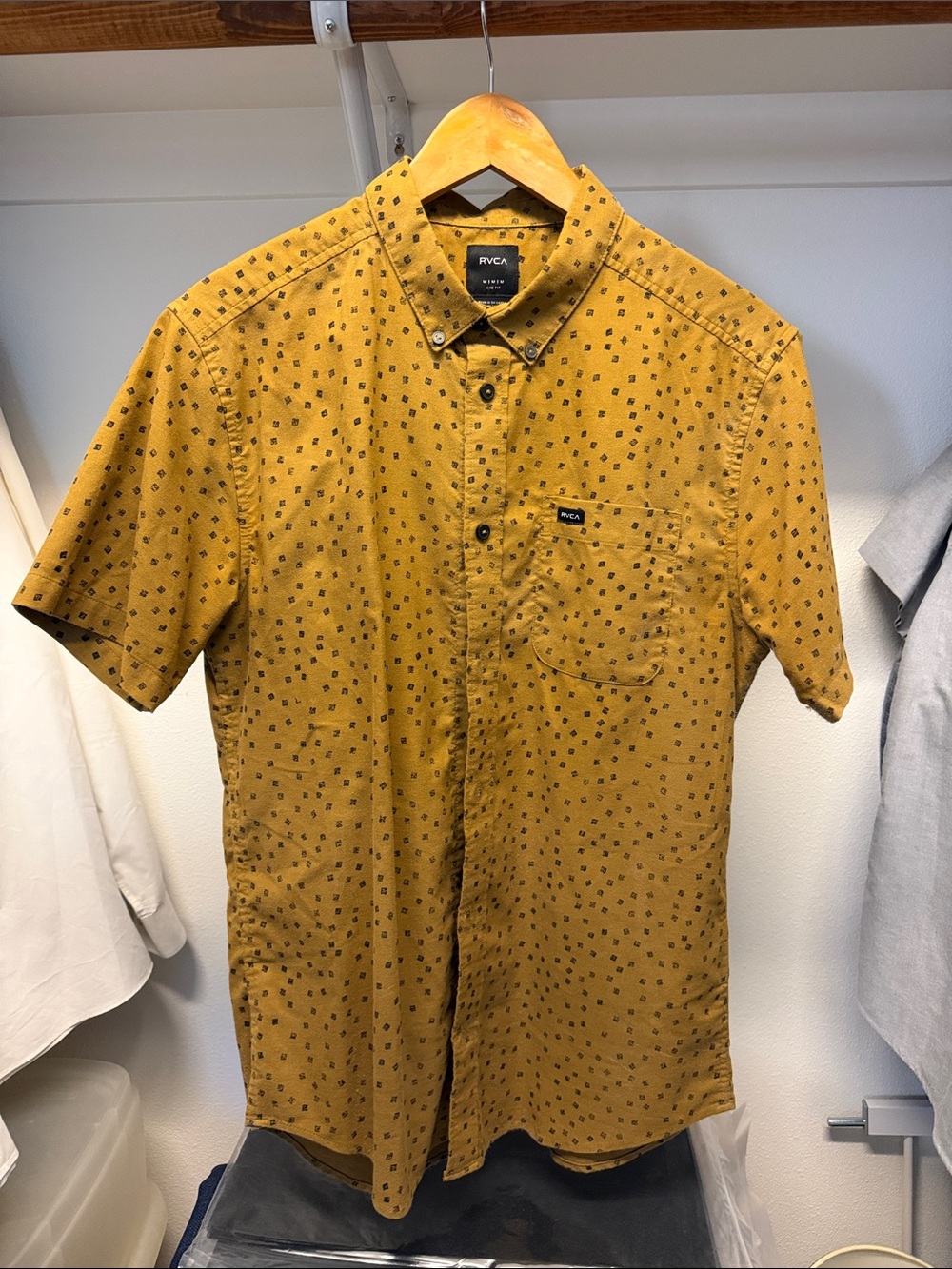 RVCA Men’s Mustard Yellow Short-Sleeve Button-Down Shirt